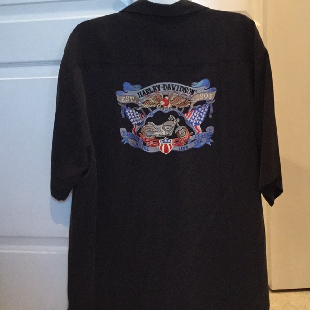 Tommy Bahama Harley Davidson men’s Large